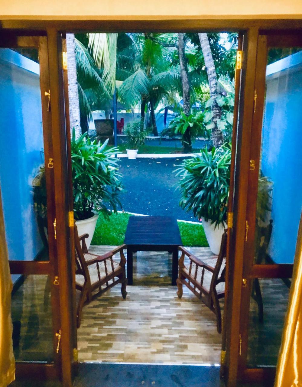 Tamarind Moon Hostel Dickwella Exterior photo